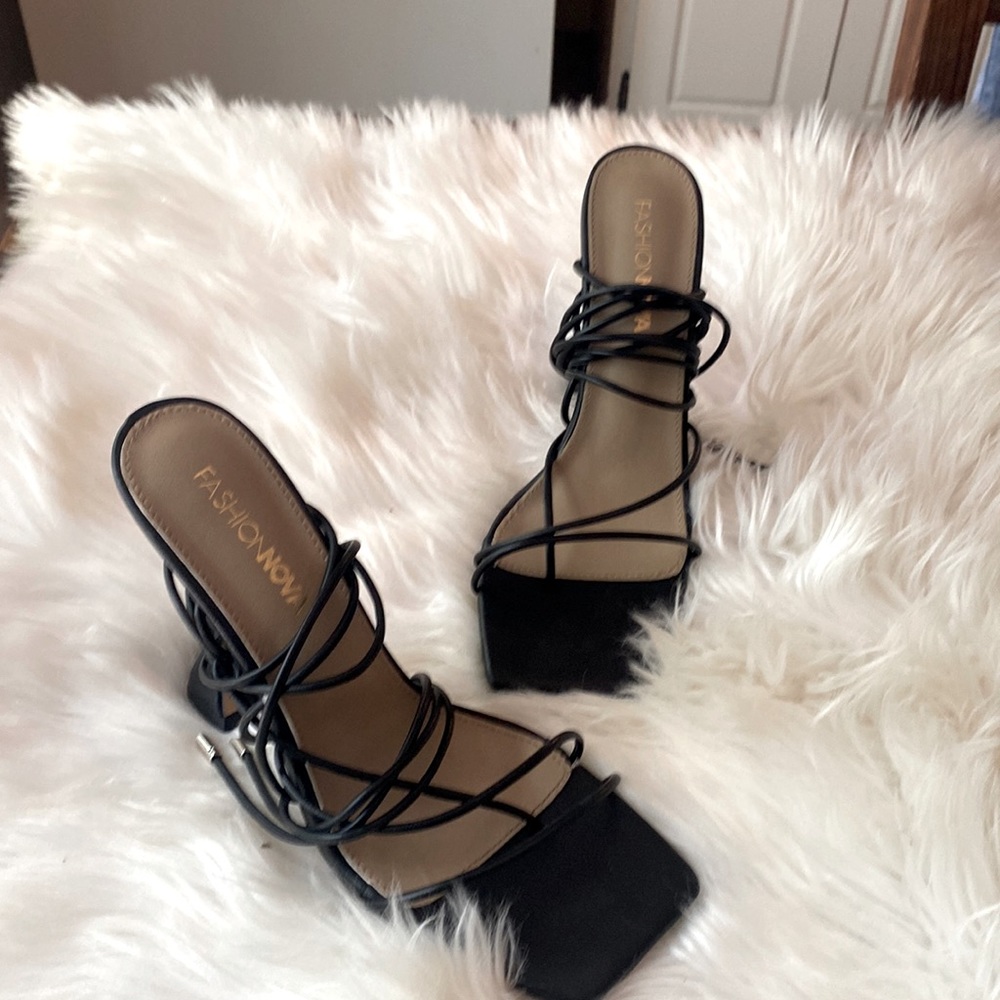 Black Tie up Diamond heel